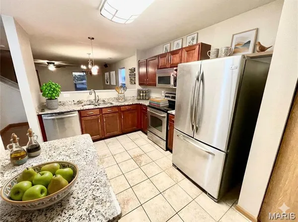 $2,300 | 308 Falling Leaf Way, Mascoutah, IL 62258