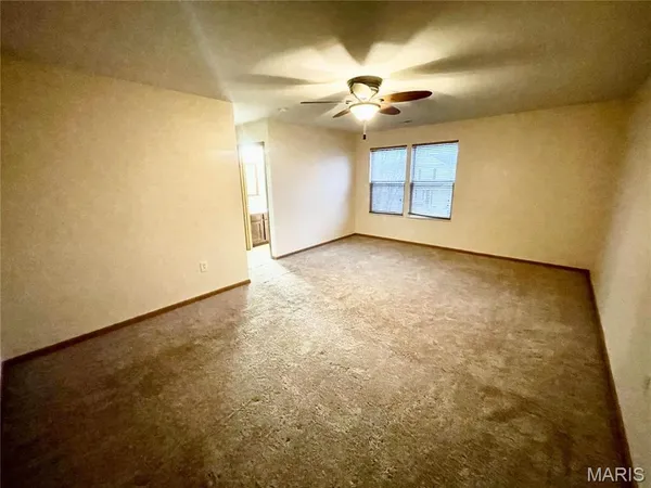 $2,300 | 308 Falling Leaf Way, Mascoutah, IL 62258