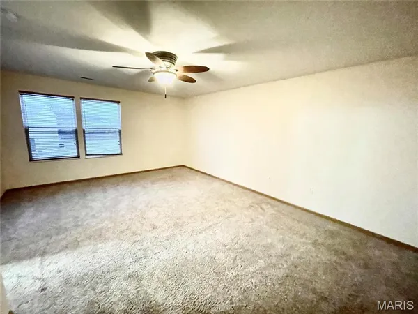 $2,300 | 308 Falling Leaf Way, Mascoutah, IL 62258