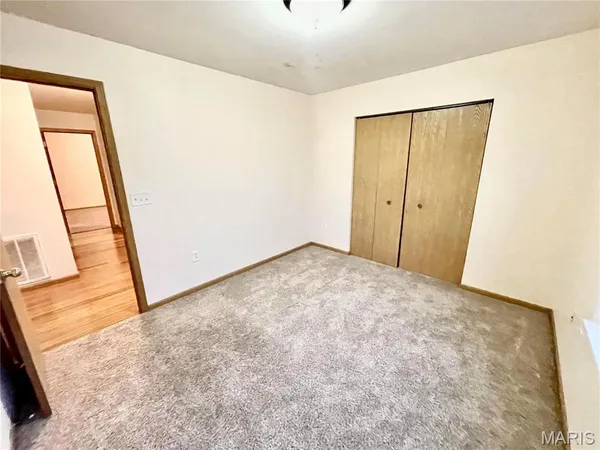 $2,300 | 308 Falling Leaf Way, Mascoutah, IL 62258