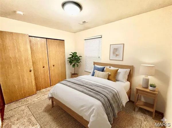 $2,300 | 308 Falling Leaf Way, Mascoutah, IL 62258