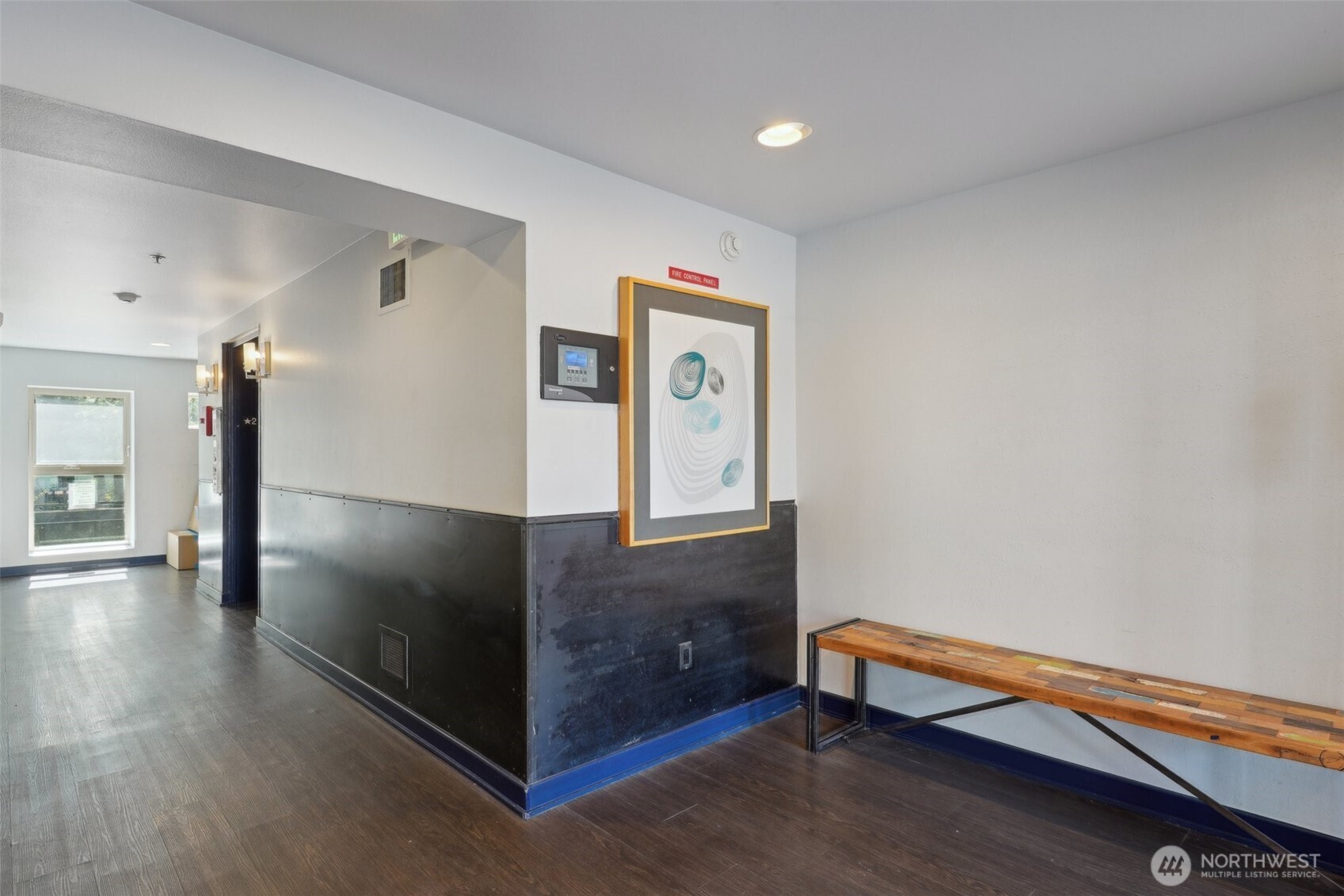 701 Galer Street, Unit 504 Seattle, WA 98109 - Photo 23 of 28 a view of an empty room with window