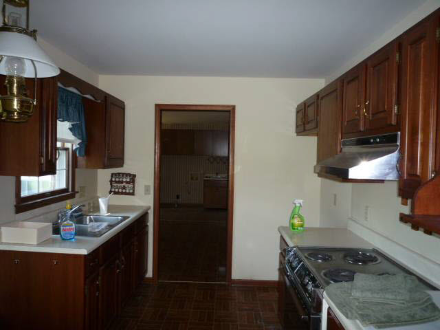 2717 Raney Drive Vincennes, IN 47591 - Photo 4 of 12 Gallery Image 4