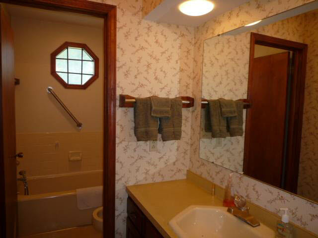 2717 Raney Drive Vincennes, IN 47591 - Photo 6 of 12 Gallery Image 6
