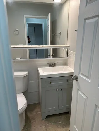 $1,750 | 3161 North Cambridge Avenue, Unit 312, Chicago, IL 60657