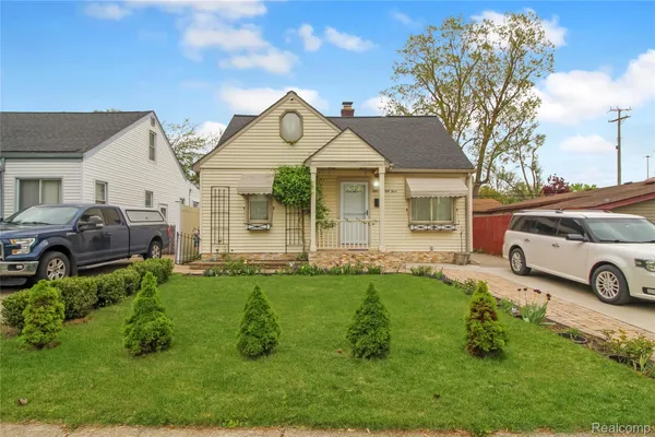 $198,000 | 5953 Cooper Street, Taylor, MI 48180