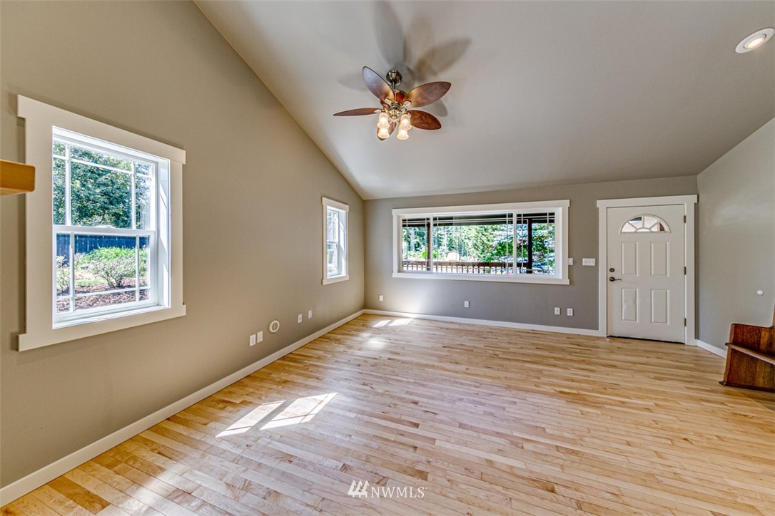 1718 West Courtney Road Port Angeles, WA 98363 - Photo 8 of 38
