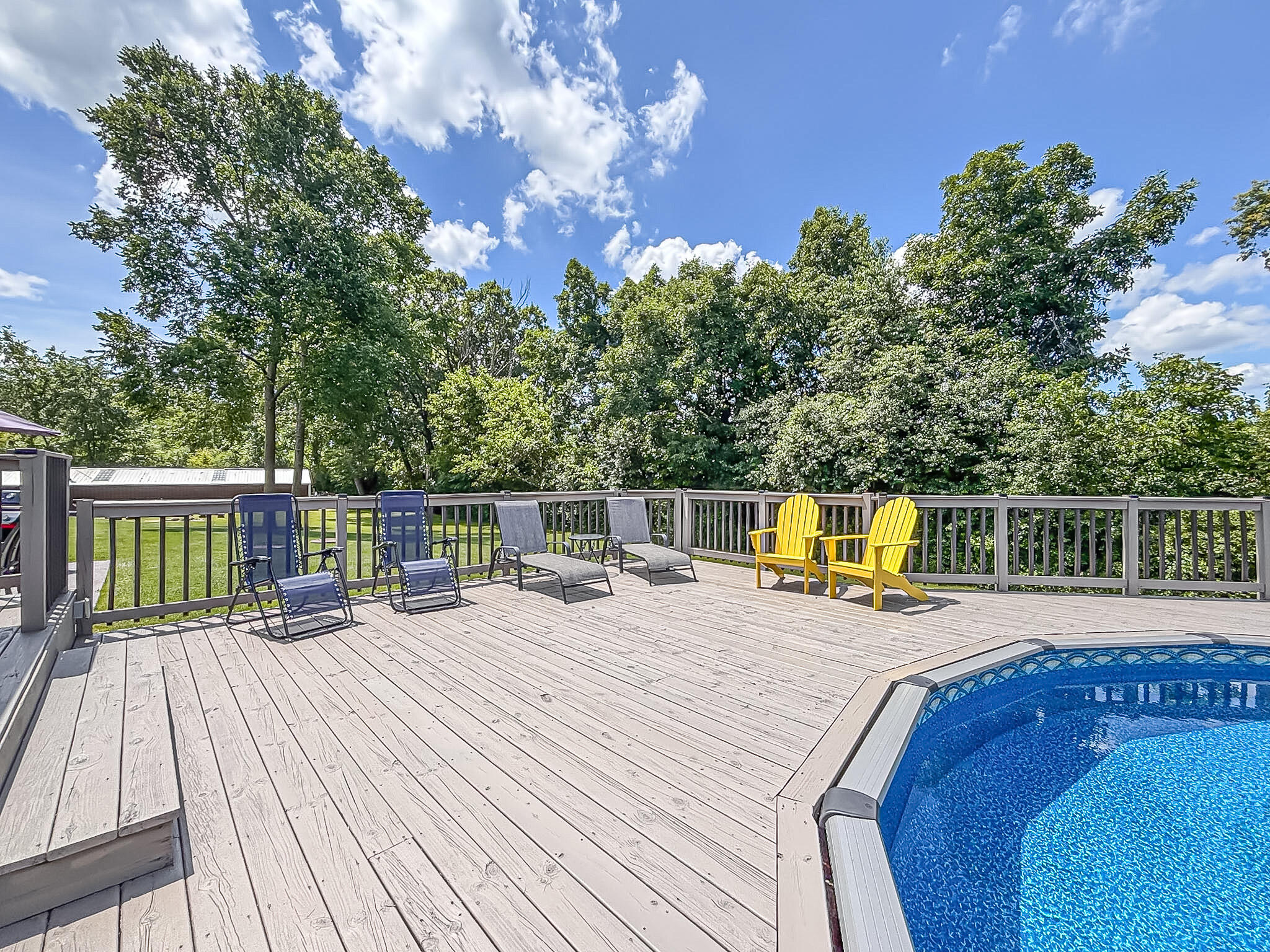 N5833 County Rd F Concord, WI 53178 - Photo 40 of 55 Deck
