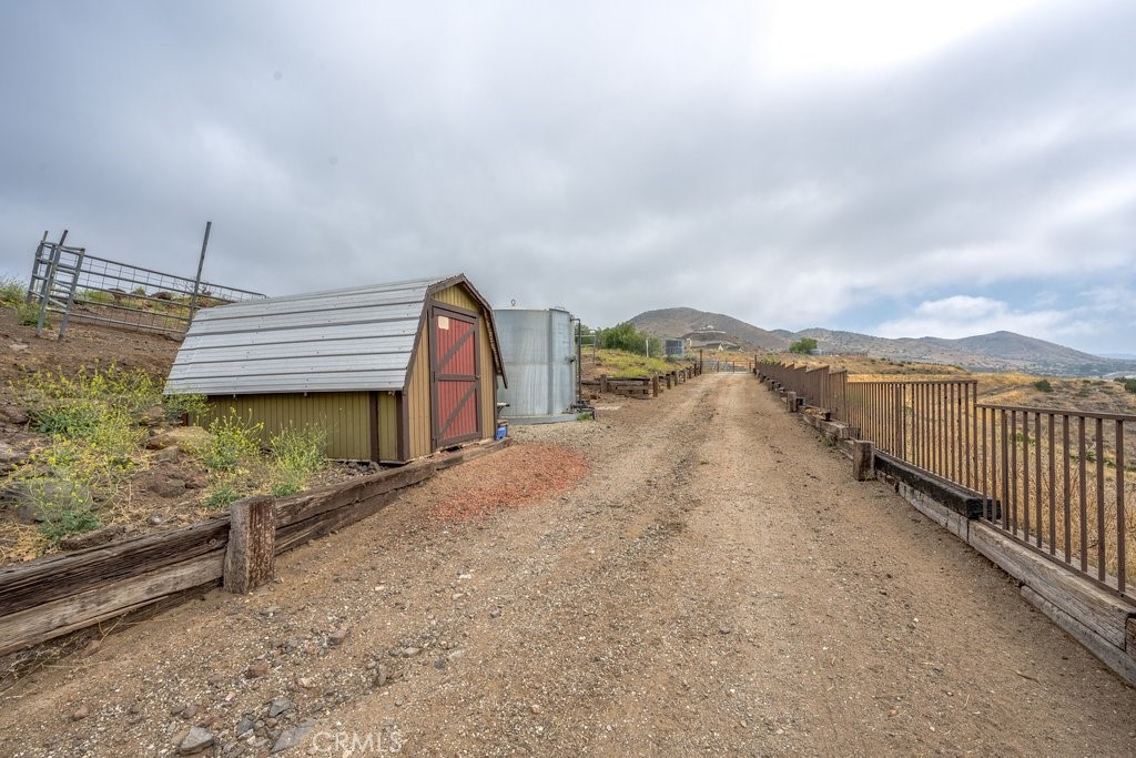 33330 Palen Road Agua Dulce, CA 91390 - Photo 46 of 56