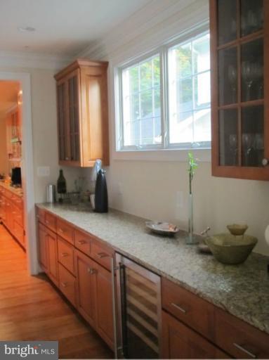 5925 Conway Road Bethesda, MD 20817 - Photo 7 of 14 Interior (General)