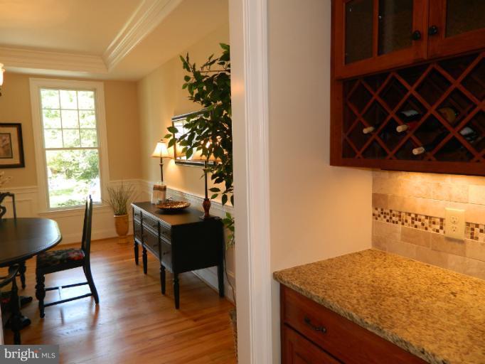 5925 Conway Road Bethesda, MD 20817 - Photo 10 of 14 Interior (General)