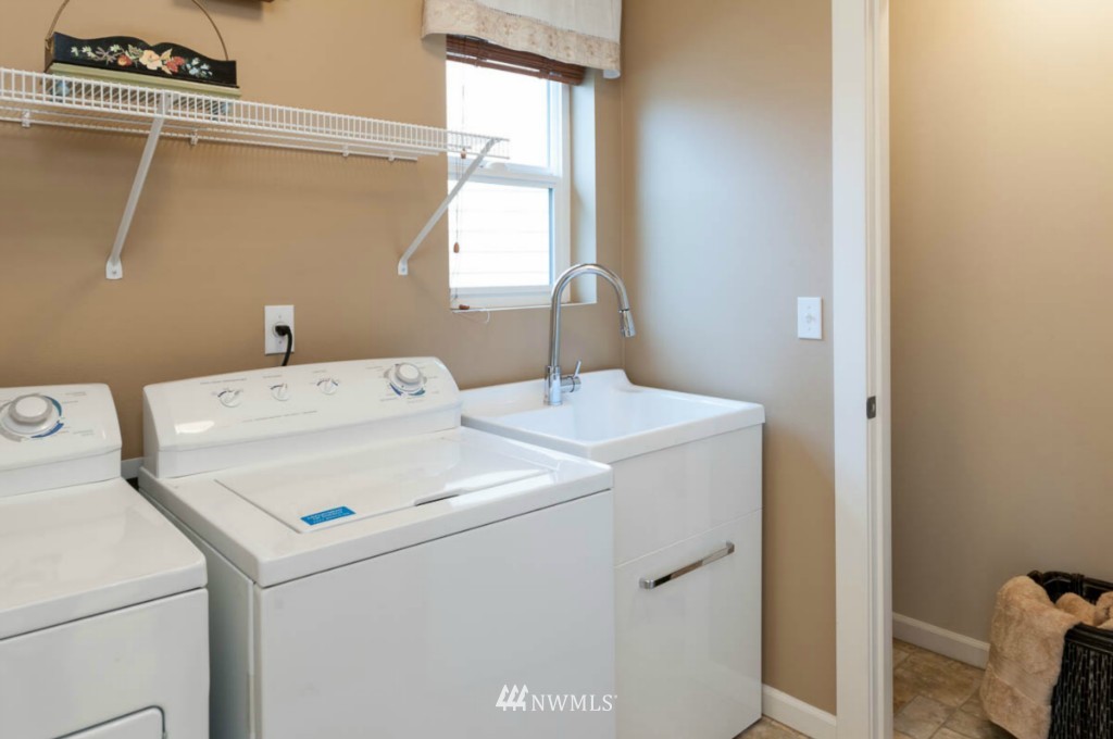 23501 8th Drive Southeast Bothell, WA 98021 - Photo 12 of 25