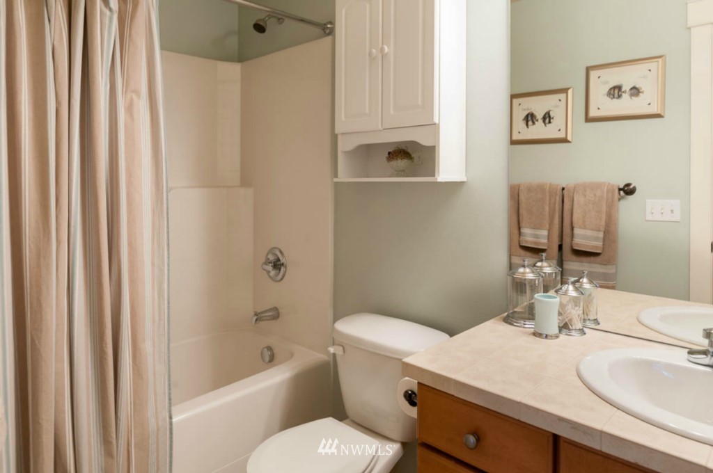 23501 8th Drive Southeast Bothell, WA 98021 - Photo 18 of 25