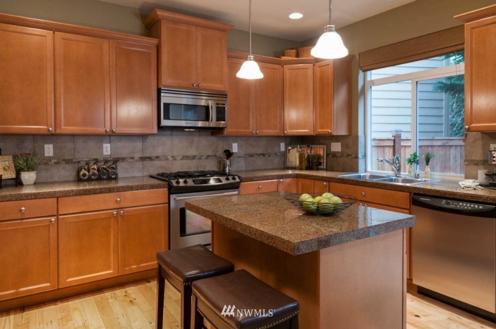23501 8th Drive Southeast Bothell, WA 98021 - Photo 5 of 25