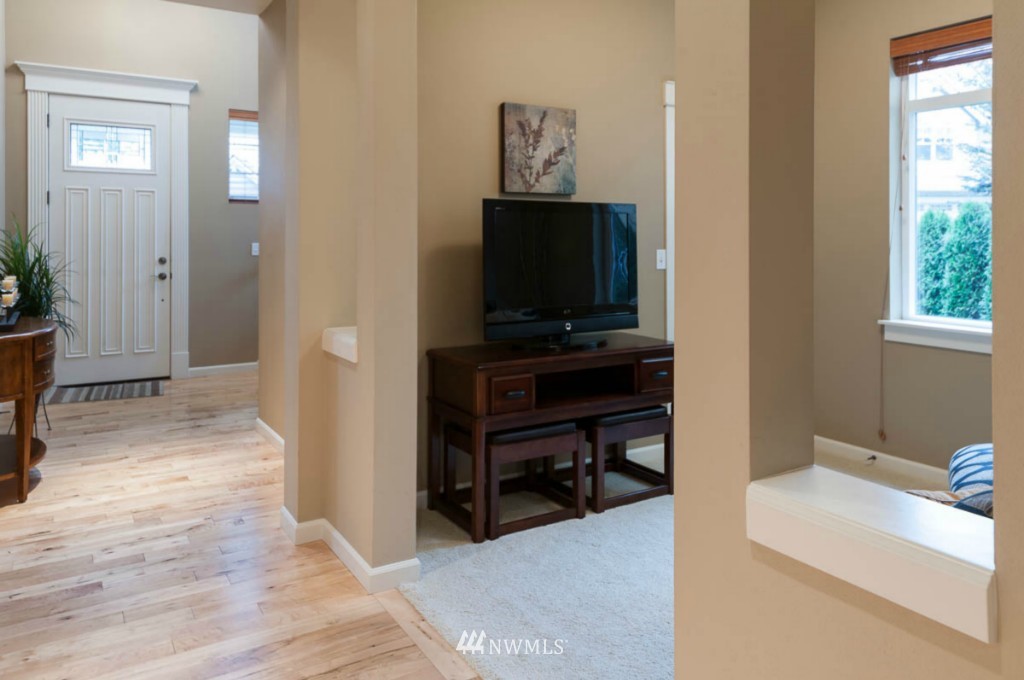 23501 8th Drive Southeast Bothell, WA 98021 - Photo 10 of 25
