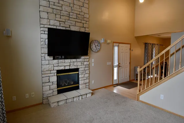 $295,000 | 17556 Elm Road North, Maple Grove, MN 55311