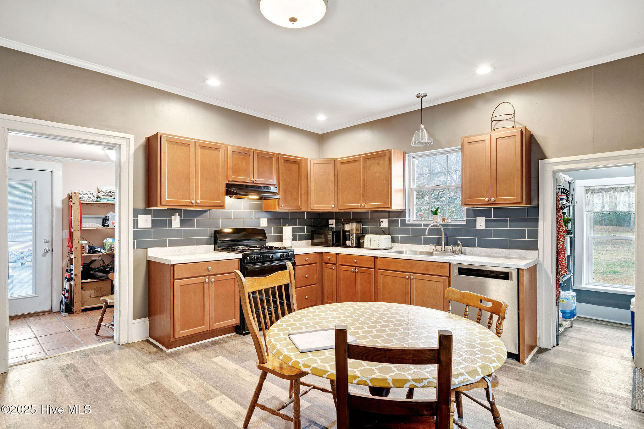 505 South First Avenue Atkinson, NC 28421 - Photo 8 of 28 kitchen with views of laundry room and p