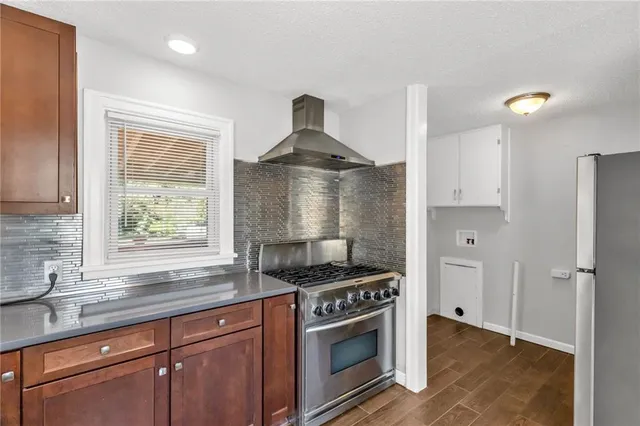 $215,000 | 1109 Northwest B Street, Blue Springs, MO 64015