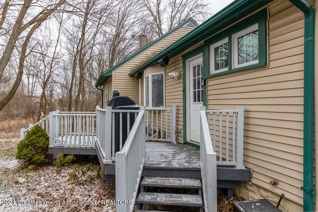 5160 Marsh Road Okemos, MI 48864 - Photo 24 of 28 5160 MARSH RD. Rear Deck