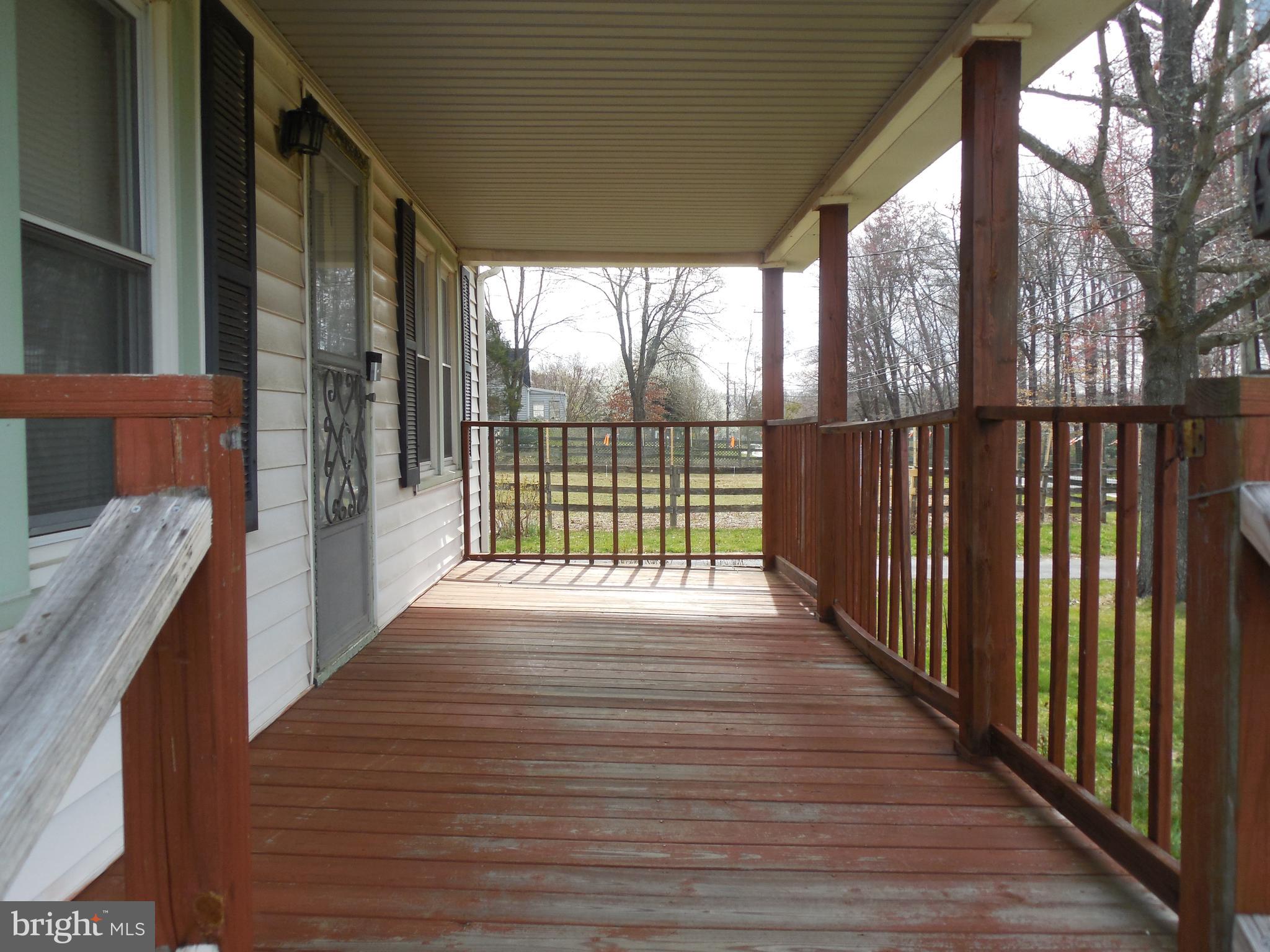 11400 Tippett Road Clinton, MD 20735 - Photo 4 of 36 Gallery Image 4