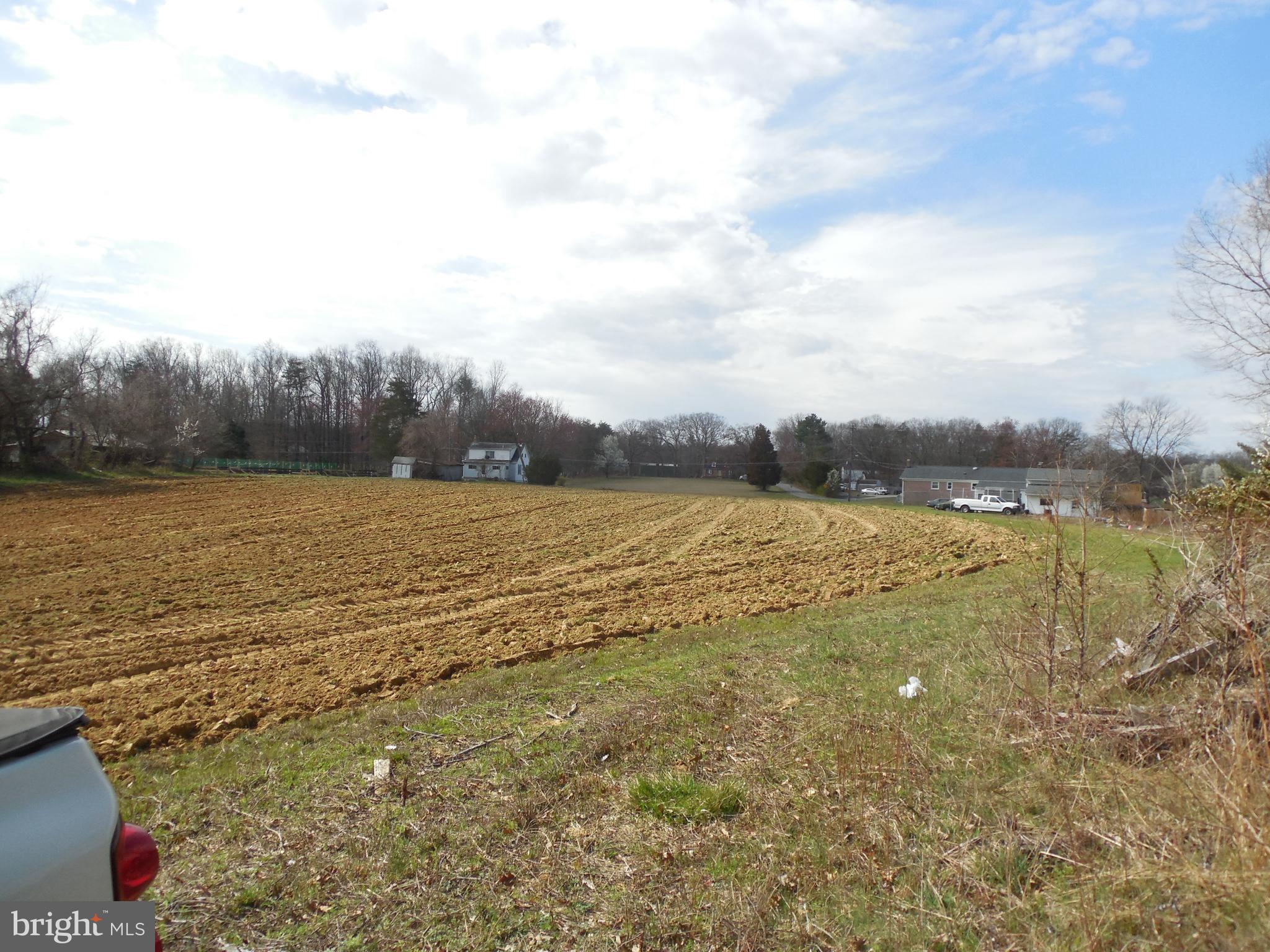 11400 Tippett Road Clinton, MD 20735 - Photo 32 of 36 2/3rd back