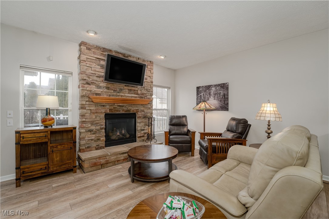 5770 Overlook Way North Ridgeville, OH 44039 - Photo 4 of 32 Gallery Image 4