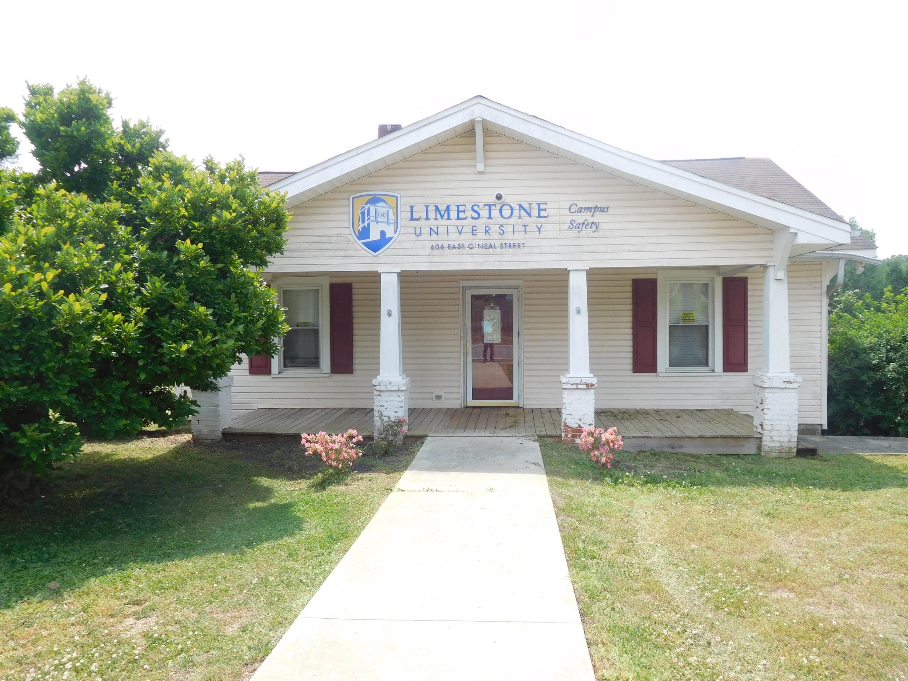 606 East O'neal Street Gaffney, SC 29340 - Photo 1 of 12