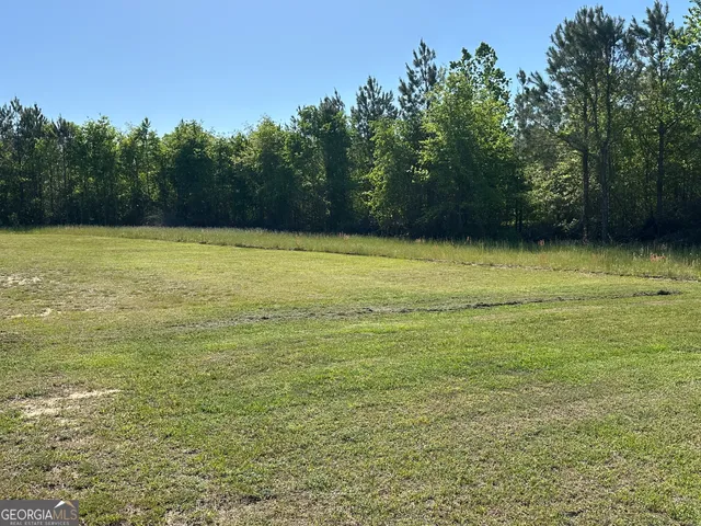 a view of a outdoor space