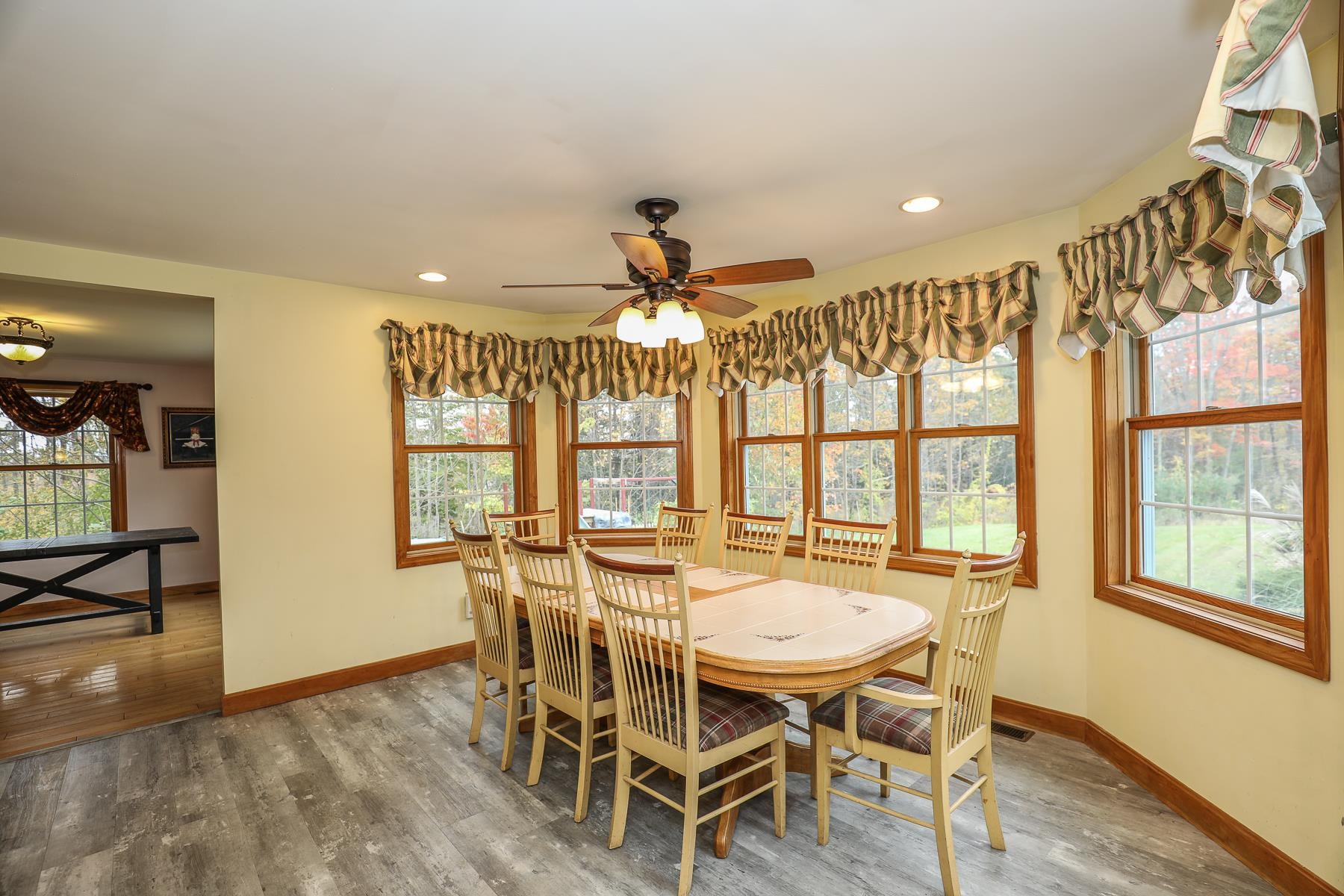 803 Chester Road Auburn, NH 03032 - Photo 19 of 40 Gallery Image 19