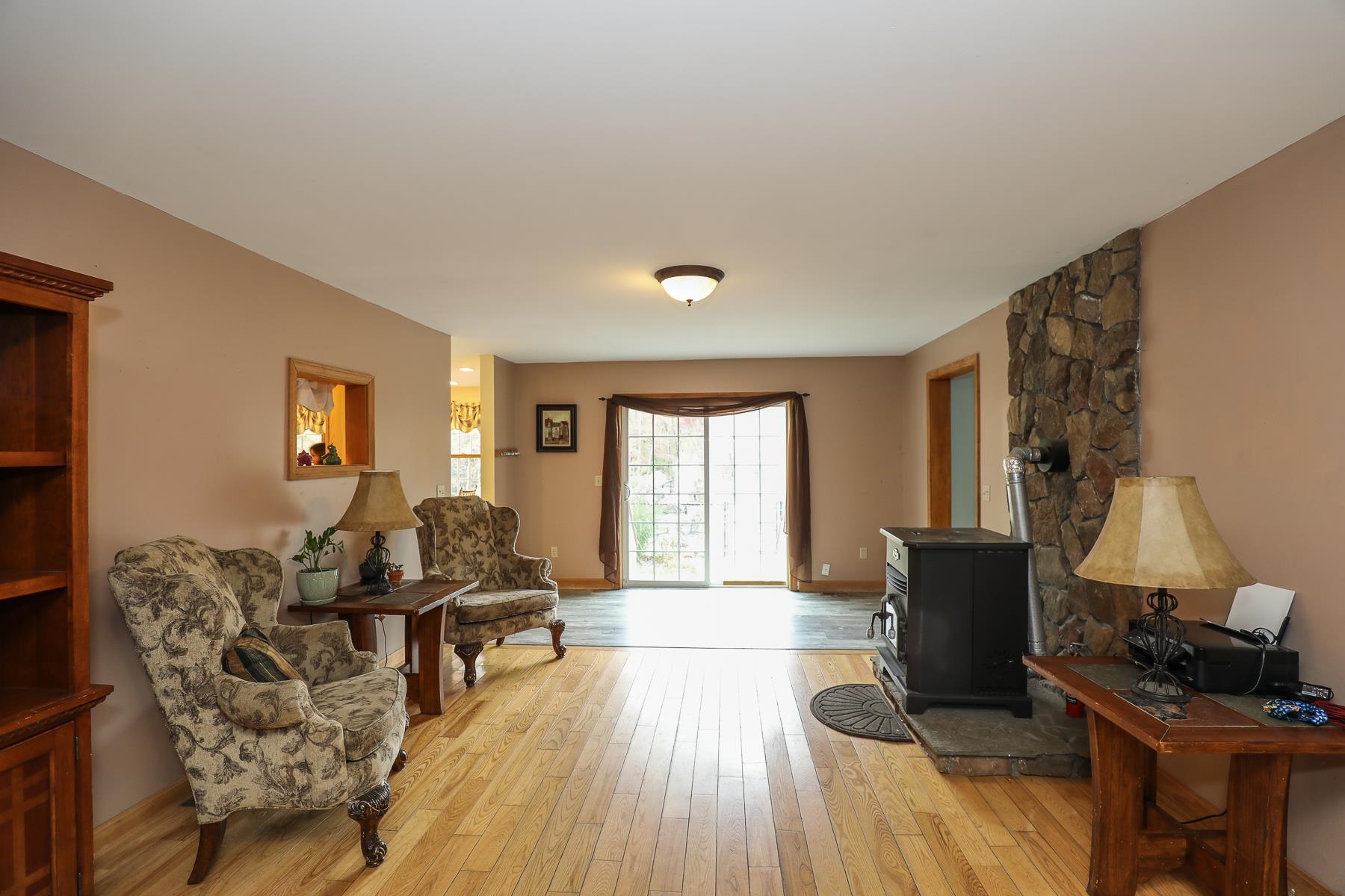 803 Chester Road Auburn, NH 03032 - Photo 22 of 40 Gallery Image 22