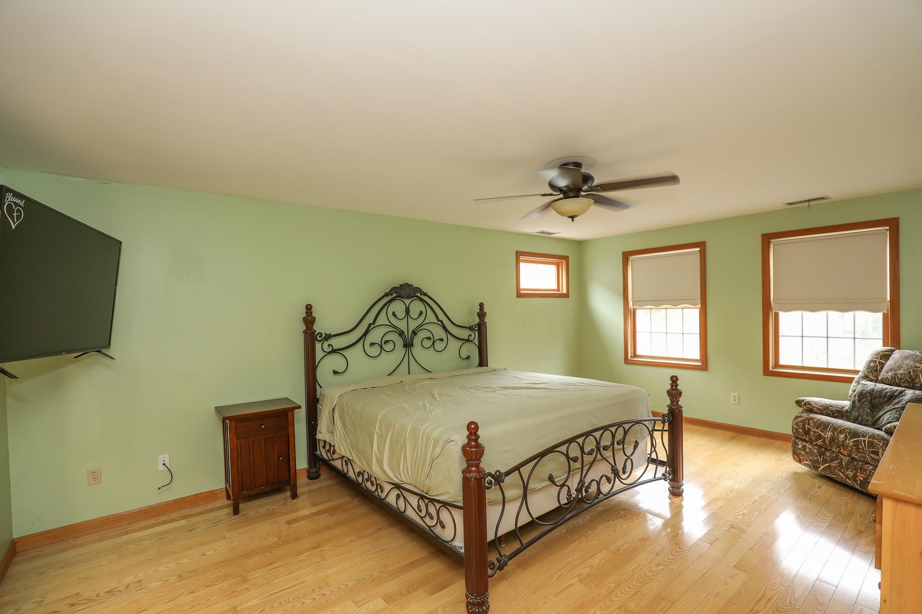 803 Chester Road Auburn, NH 03032 - Photo 27 of 40 Gallery Image 27