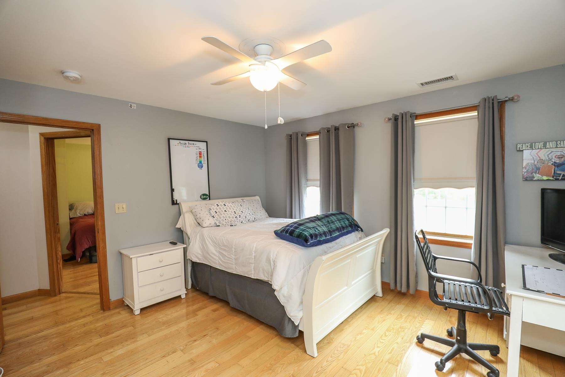 803 Chester Road Auburn, NH 03032 - Photo 29 of 40 Gallery Image 29