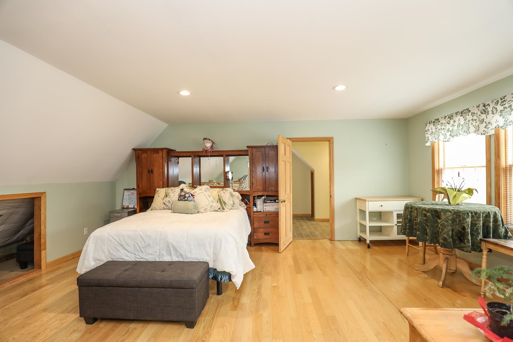803 Chester Road Auburn, NH 03032 - Photo 34 of 40 Gallery Image 34