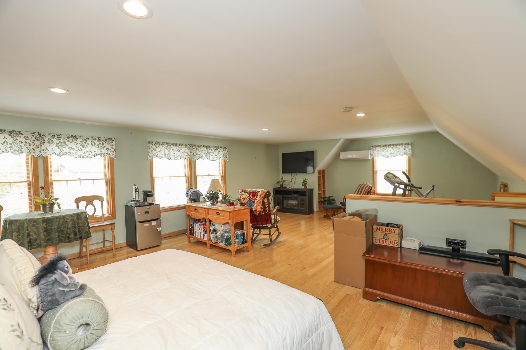 803 Chester Road Auburn, NH 03032 - Photo 35 of 40 Gallery Image 35