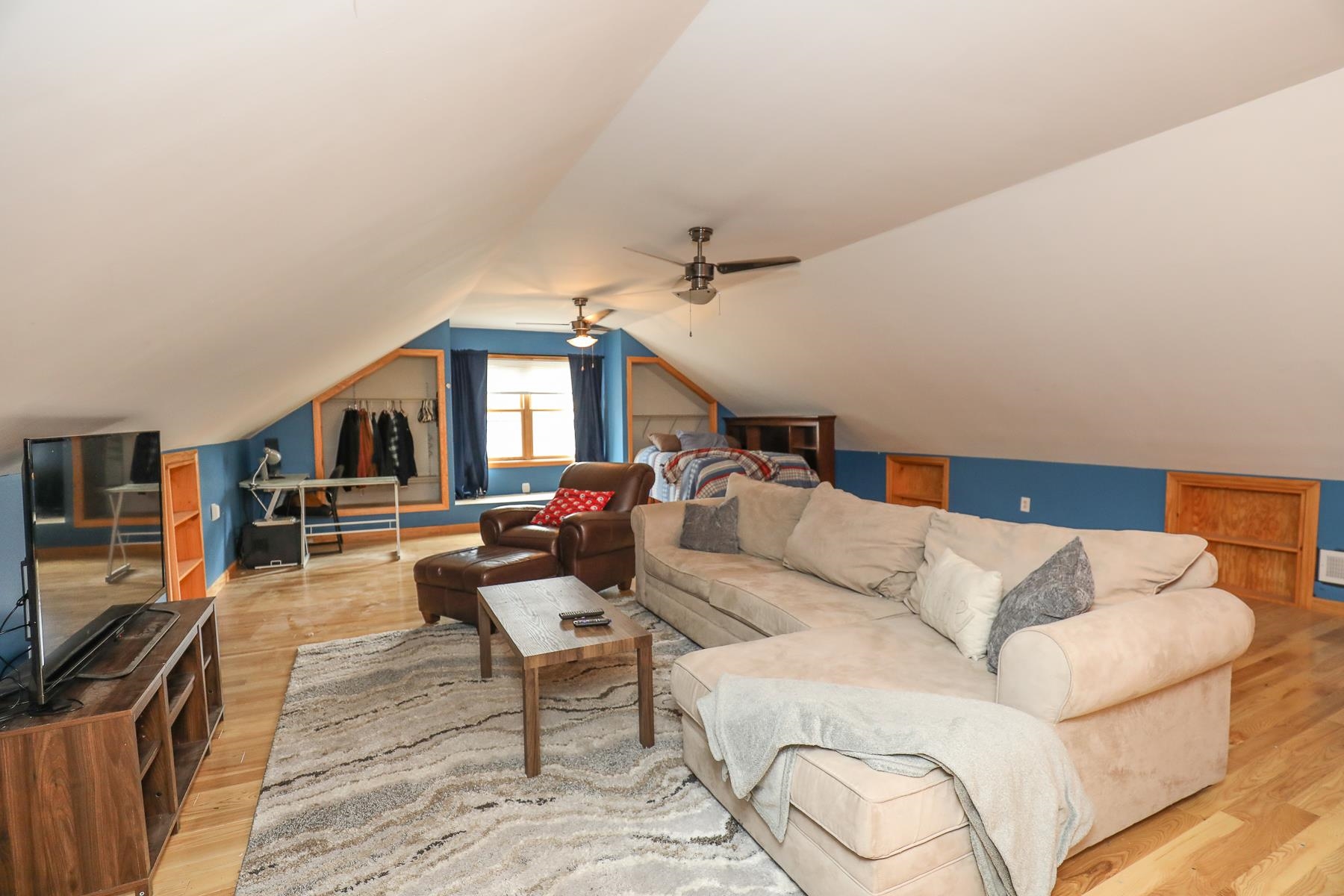 803 Chester Road Auburn, NH 03032 - Photo 36 of 40 Gallery Image 36