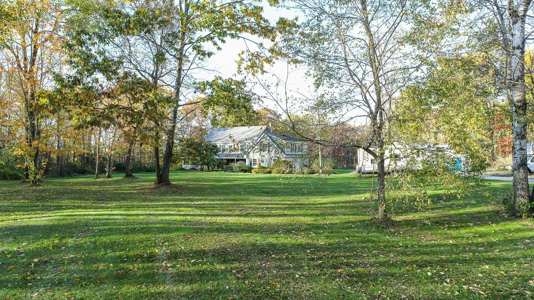 803 Chester Road Auburn, NH 03032 - Photo 5 of 40 Gallery Image 5