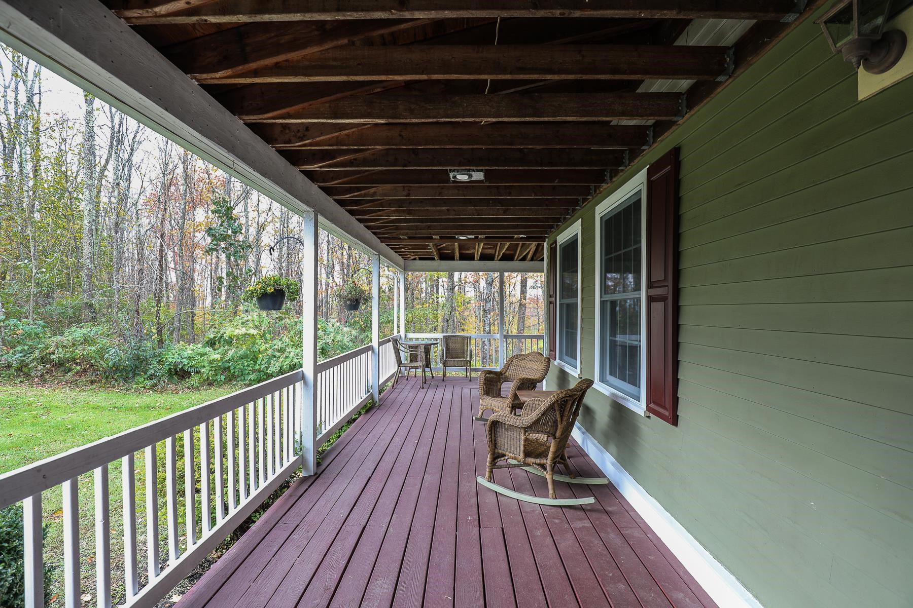 803 Chester Road Auburn, NH 03032 - Photo 7 of 40 Gallery Image 7