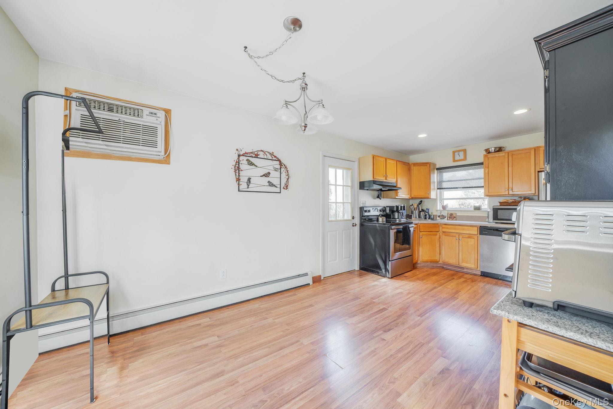 106 Holbrook Road Centereach, NY 11720 - Photo 7 of 27