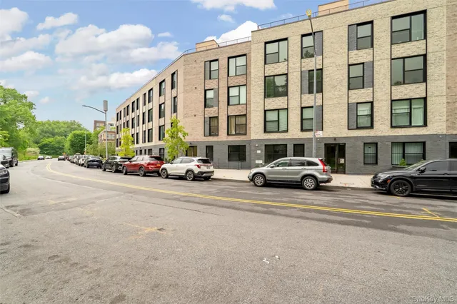 $203,000 | 351 Bronx River Avenue, Unit 3A | Soundview