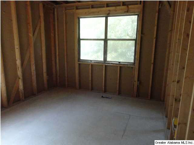 228 Dooley Road Gardendale, AL 35071 - Photo 4 of 15