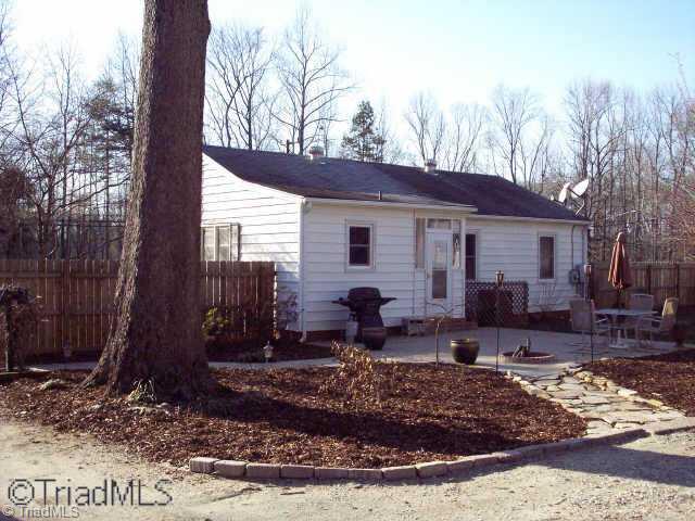 406 Skeet Club Road High Point, NC 27265 - Photo 3 of 9 Other.
