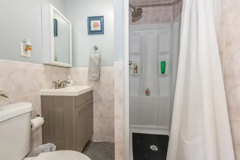 $539,900 | 607 22nd Street, Union City, NJ 07087
