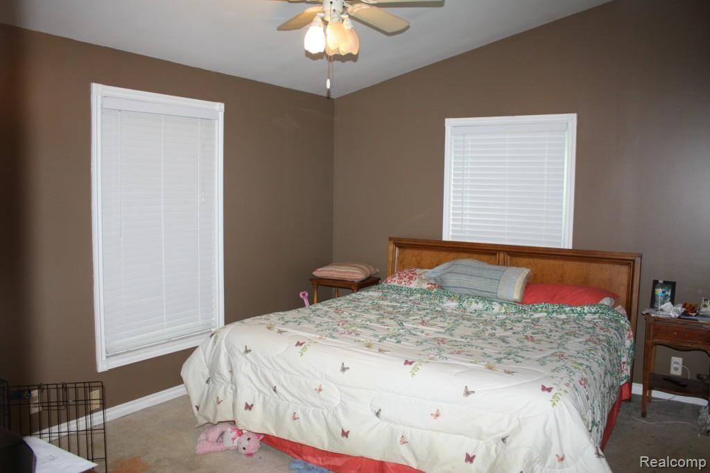 1450 Parke Street Rochester, MI 48307 - Photo 14 of 26 IMG_0306.jpg
