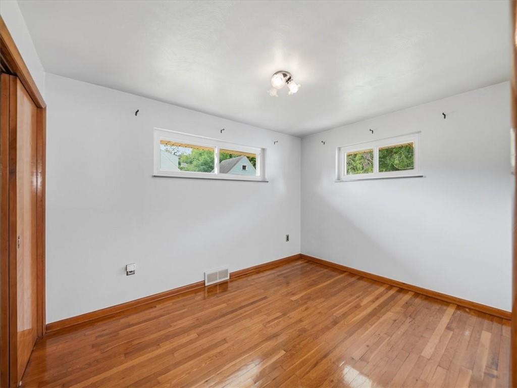 606 Golf Course Road Aliquippa, PA 15001 - Photo 13 of 31