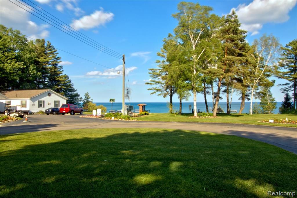 2545 Lakeshore Road Applegate, MI 48401 - Photo 17 of 21