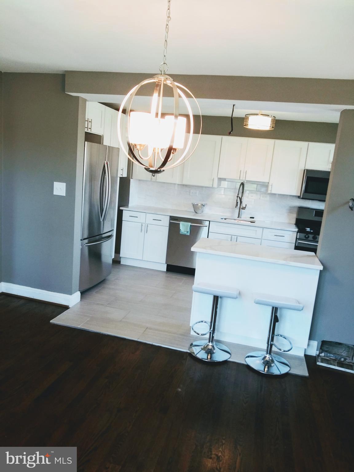 801 Wedgewood Road Baltimore, MD 21229 - Photo 3 of 9 Gallery Image 3