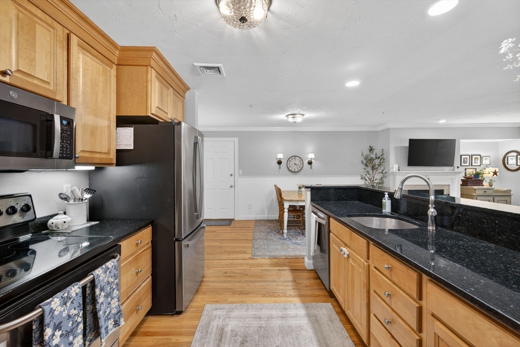 21 Maple Street, Unit A Canton, MA 02021 - Photo 14 of 24