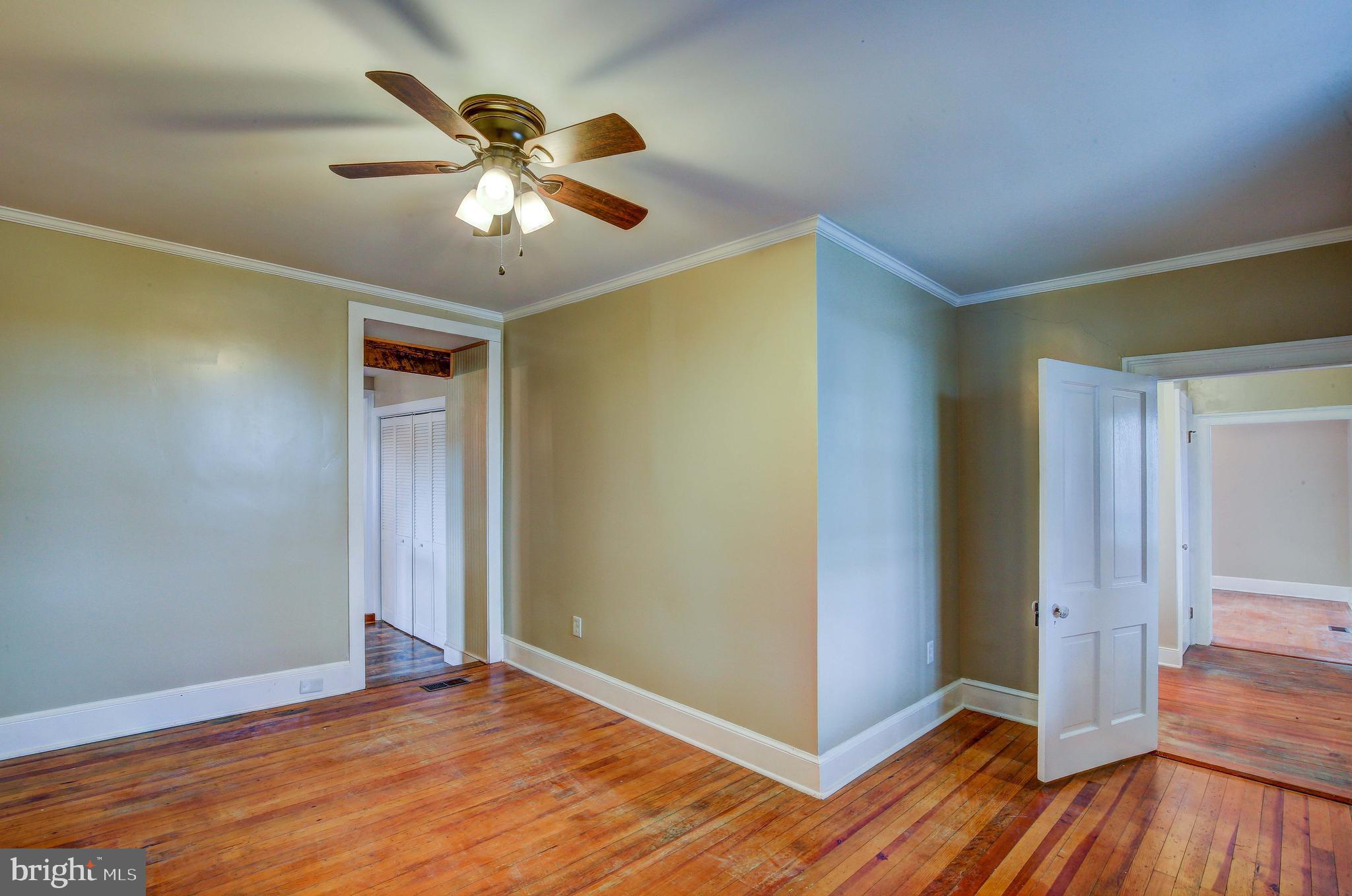 25208 Jerusalem Road Milford, VA 22514 - Photo 18 of 58 Family Room