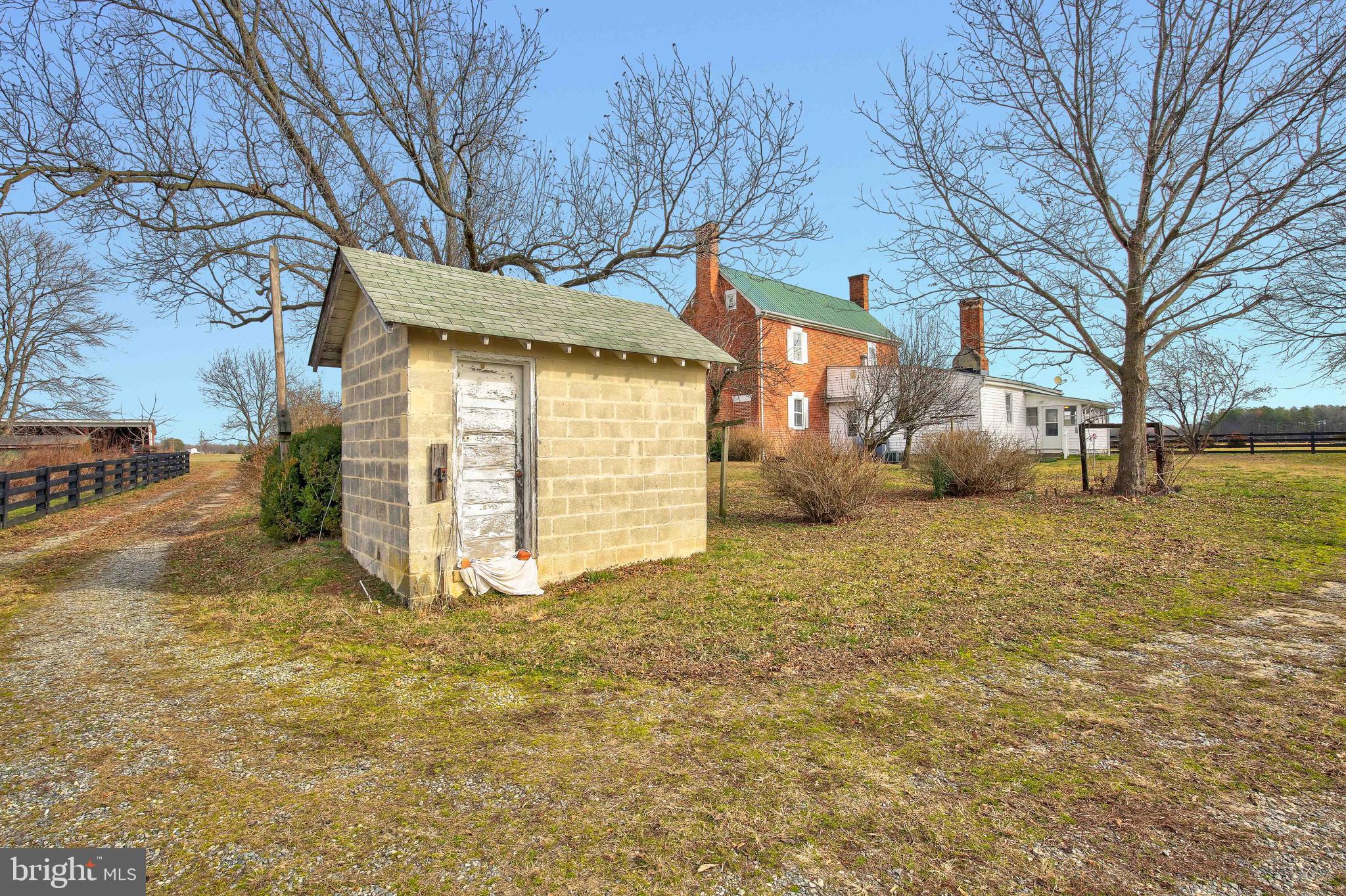 25208 Jerusalem Road Milford, VA 22514 - Photo 43 of 58 Well House