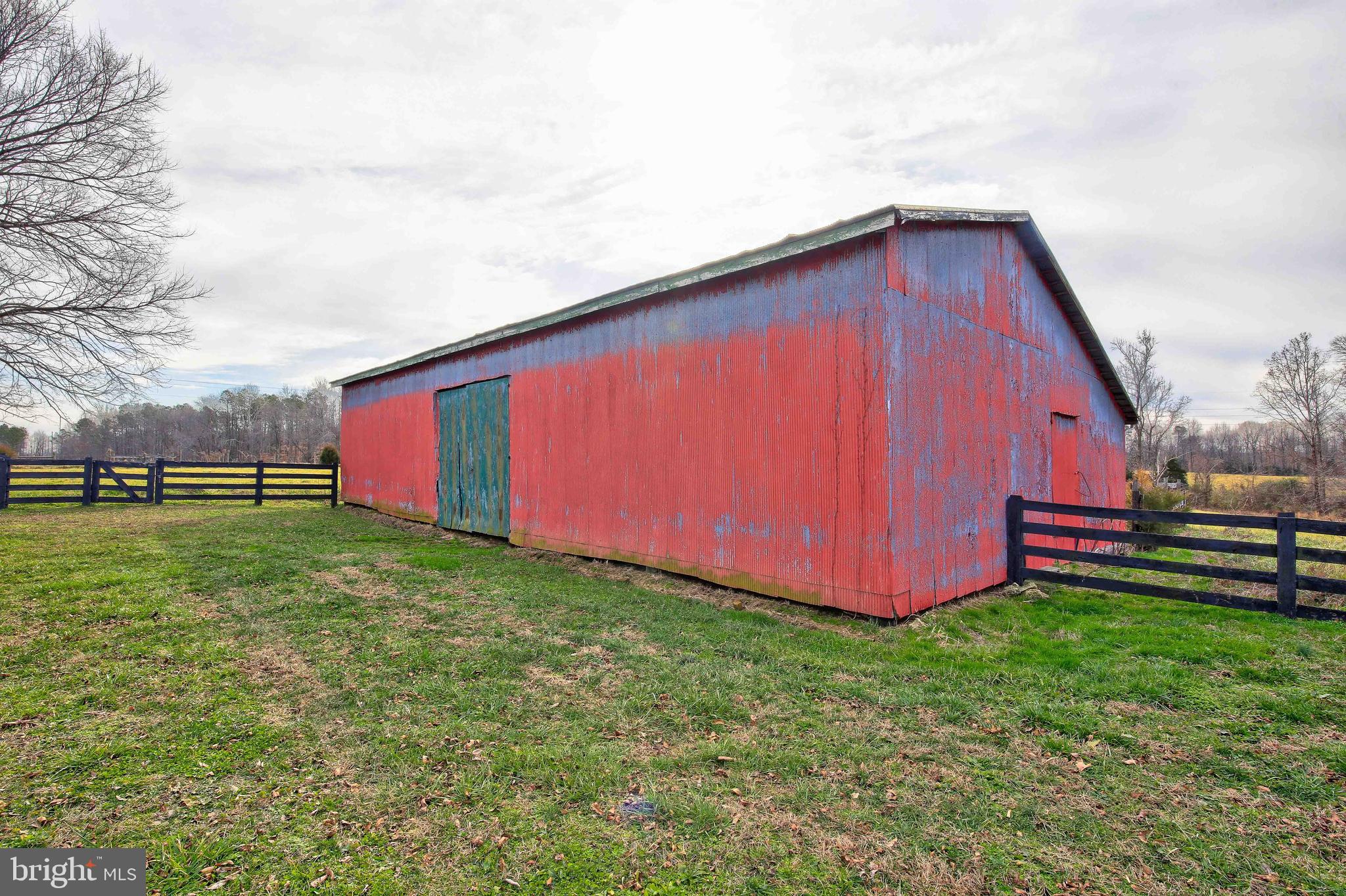 25208 Jerusalem Road Milford, VA 22514 - Photo 45 of 58 Hay/Livestock Barn